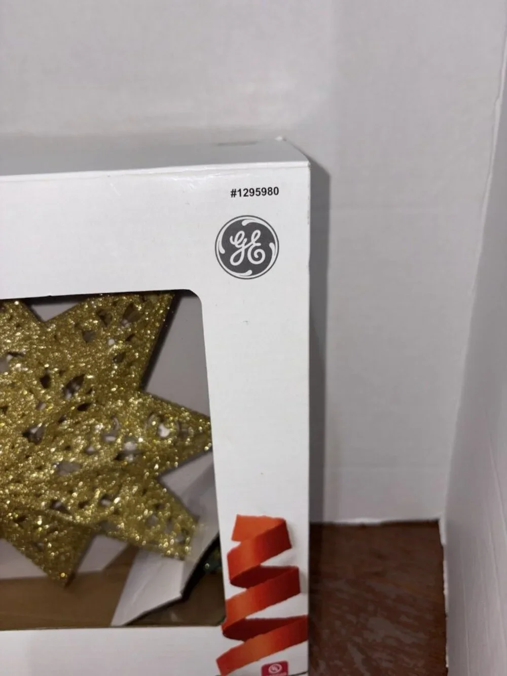 GE Silver Bethlehem Star Tree Topper with 16 Clear Lights Christmas Holiday